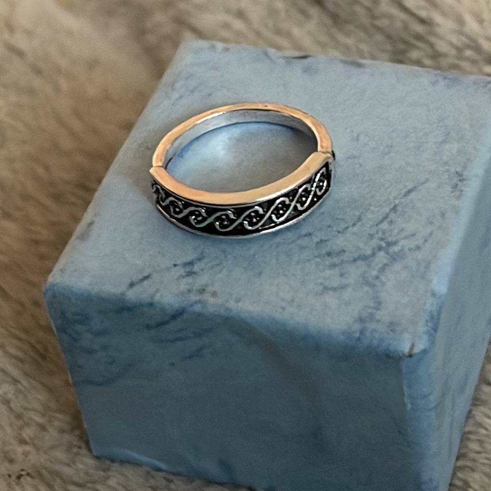 New Sterling Silver Handmade Bohemian Solid Celtic Half Band Minimalist Ring - Picture 4 of 8